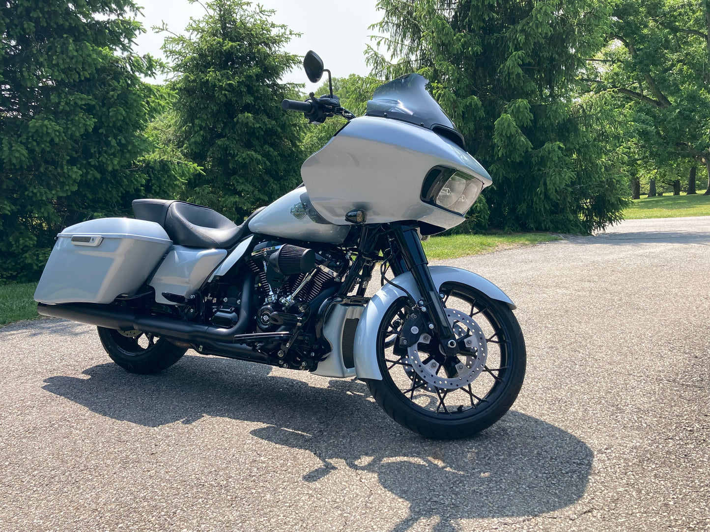 Atlas Silver - Road Glide Chin Spoiler 