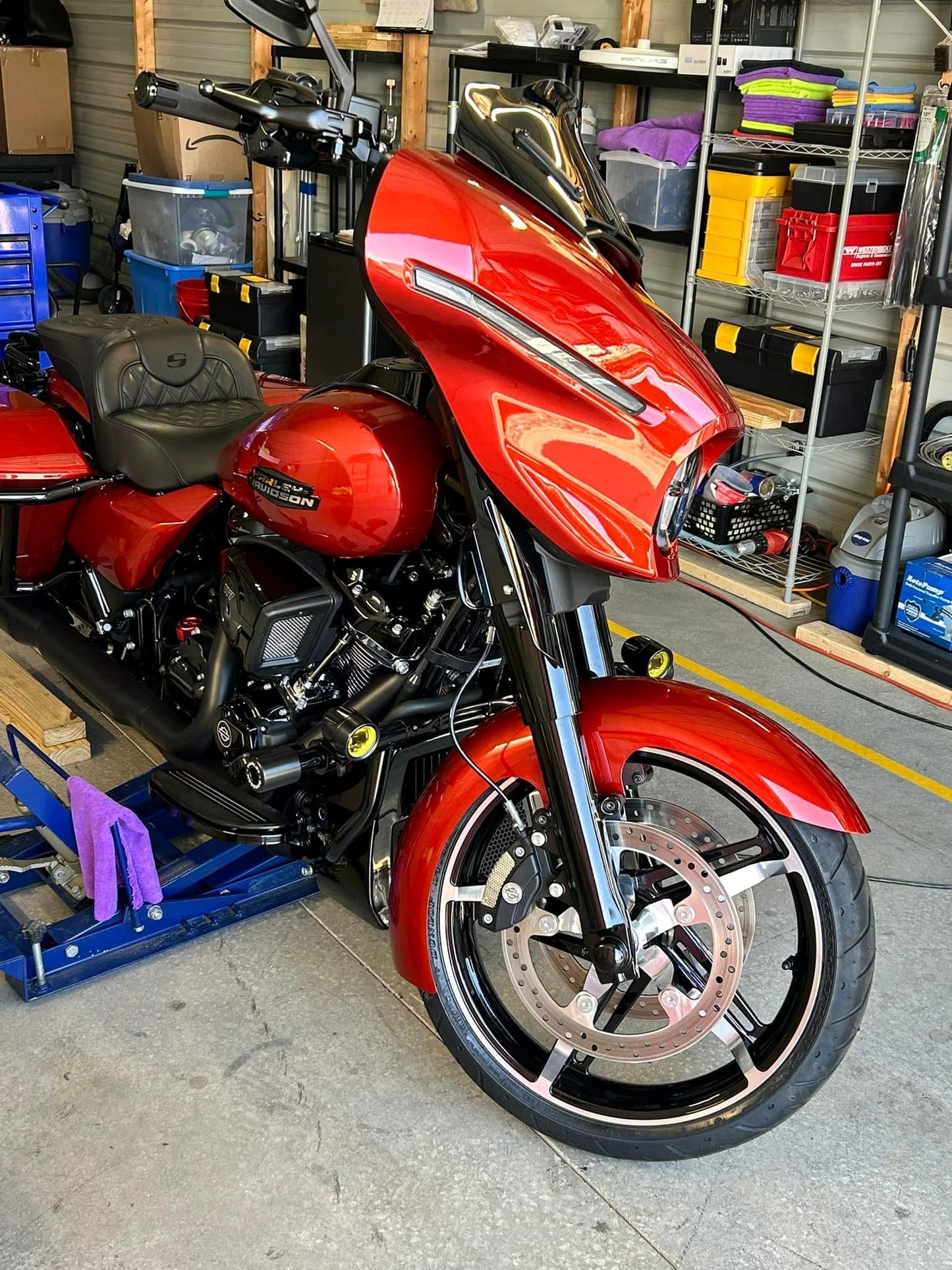 19" Klock Werks Late 2023.5+ Fenders - (New Style Fairing)