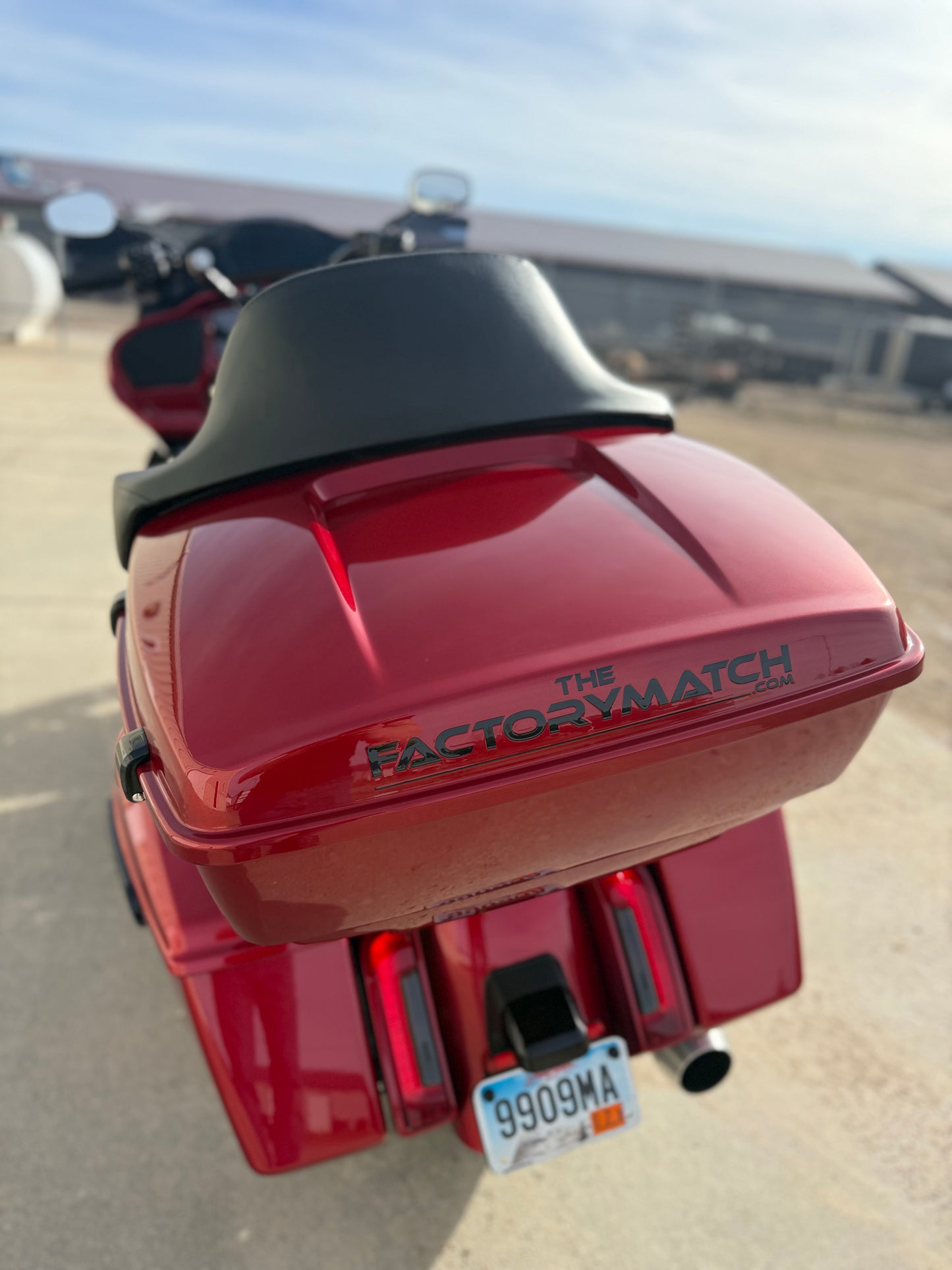 2023.5+ Road Glide and Street Glide King Tour Pack