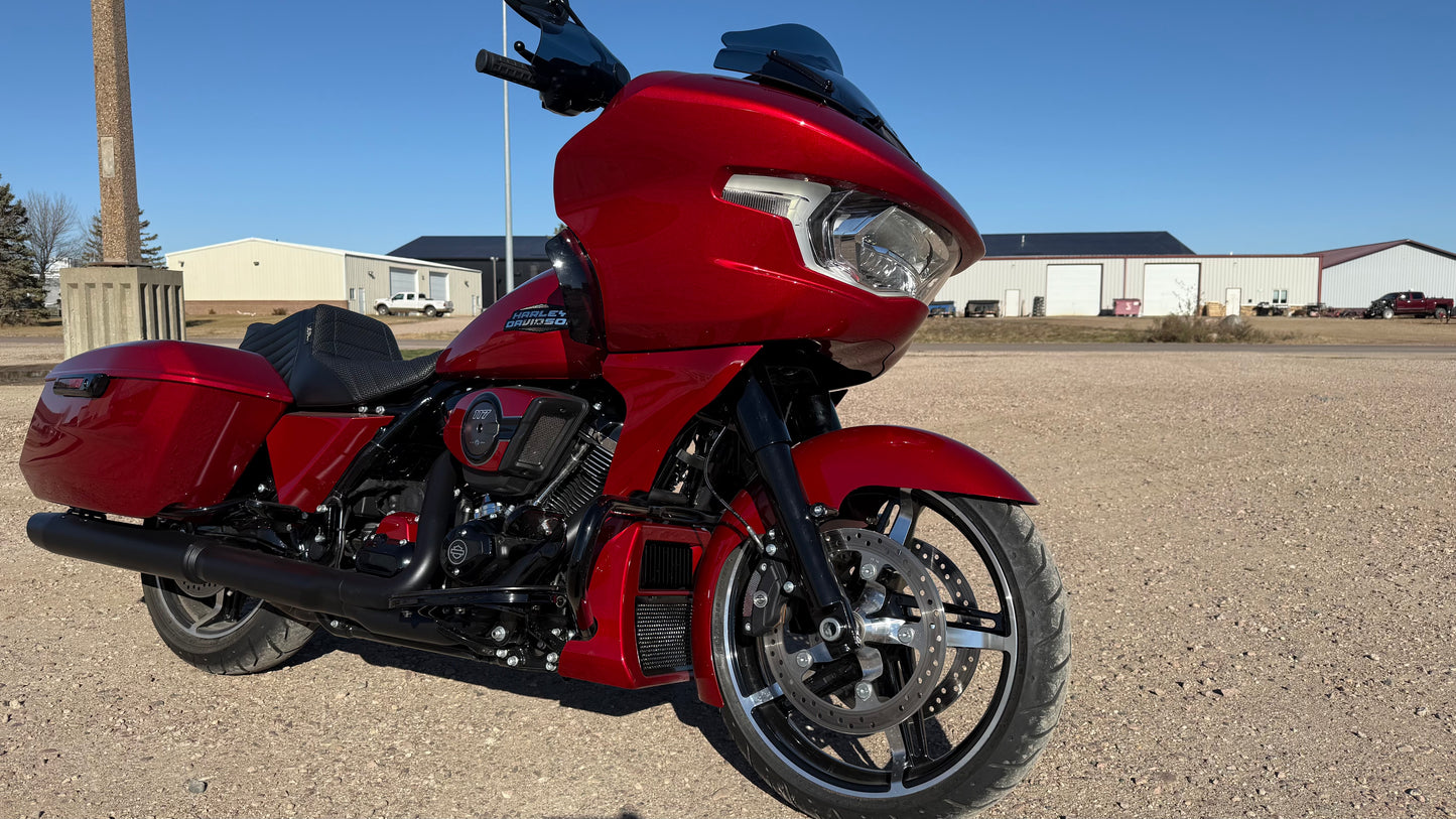2024+ Road Glide & Street Glide 117" Air Cleaner Covers