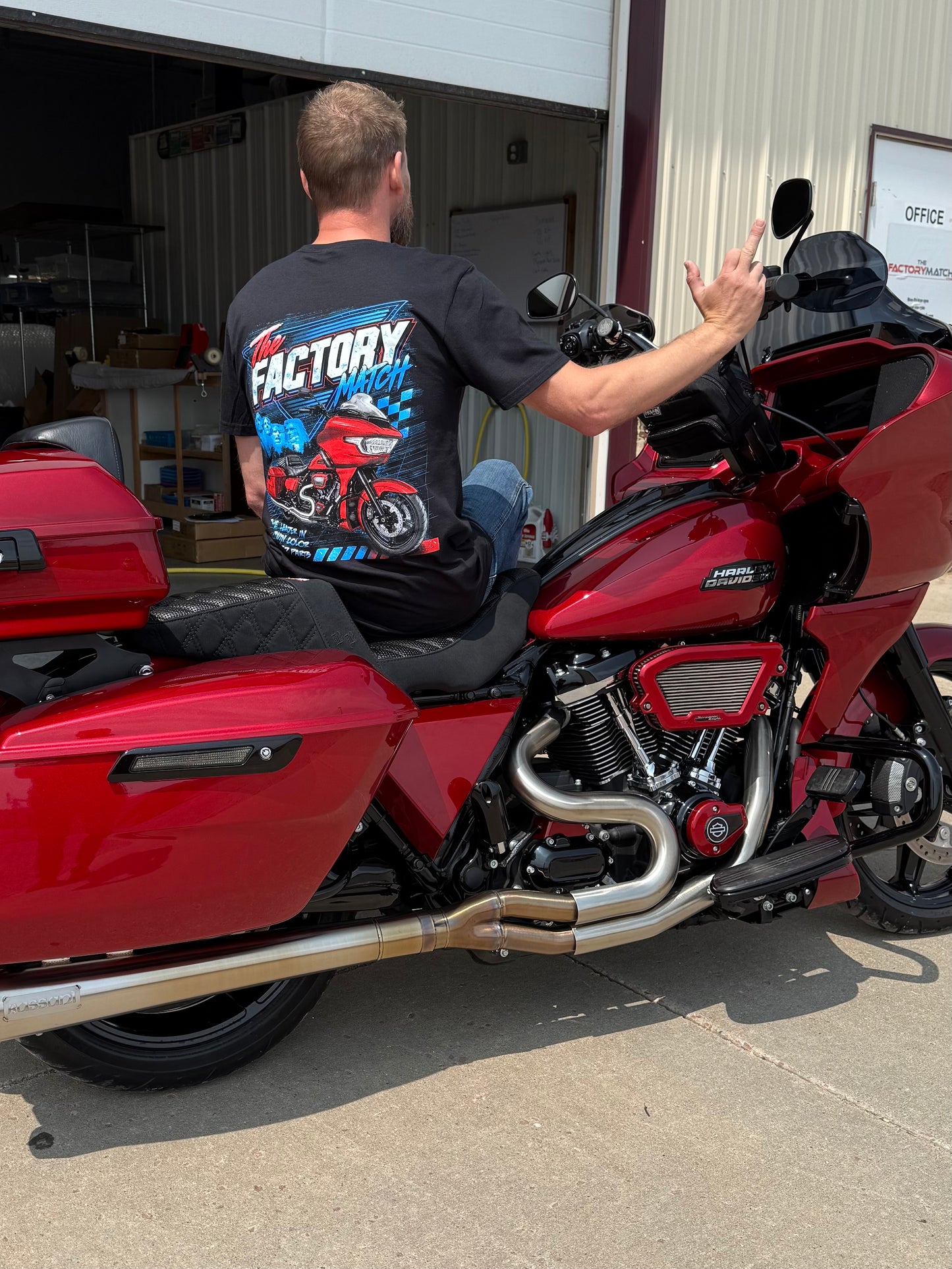 Factory Match Retro Midwest Vibes Road Glide Tees