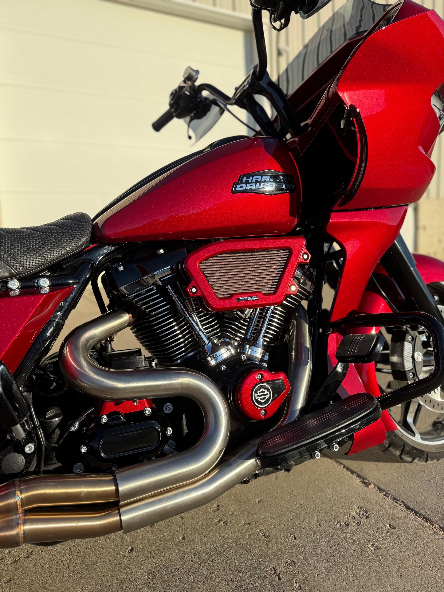 Screamin' Eagle Extreme Wedge Air Cleaner - Color Matched